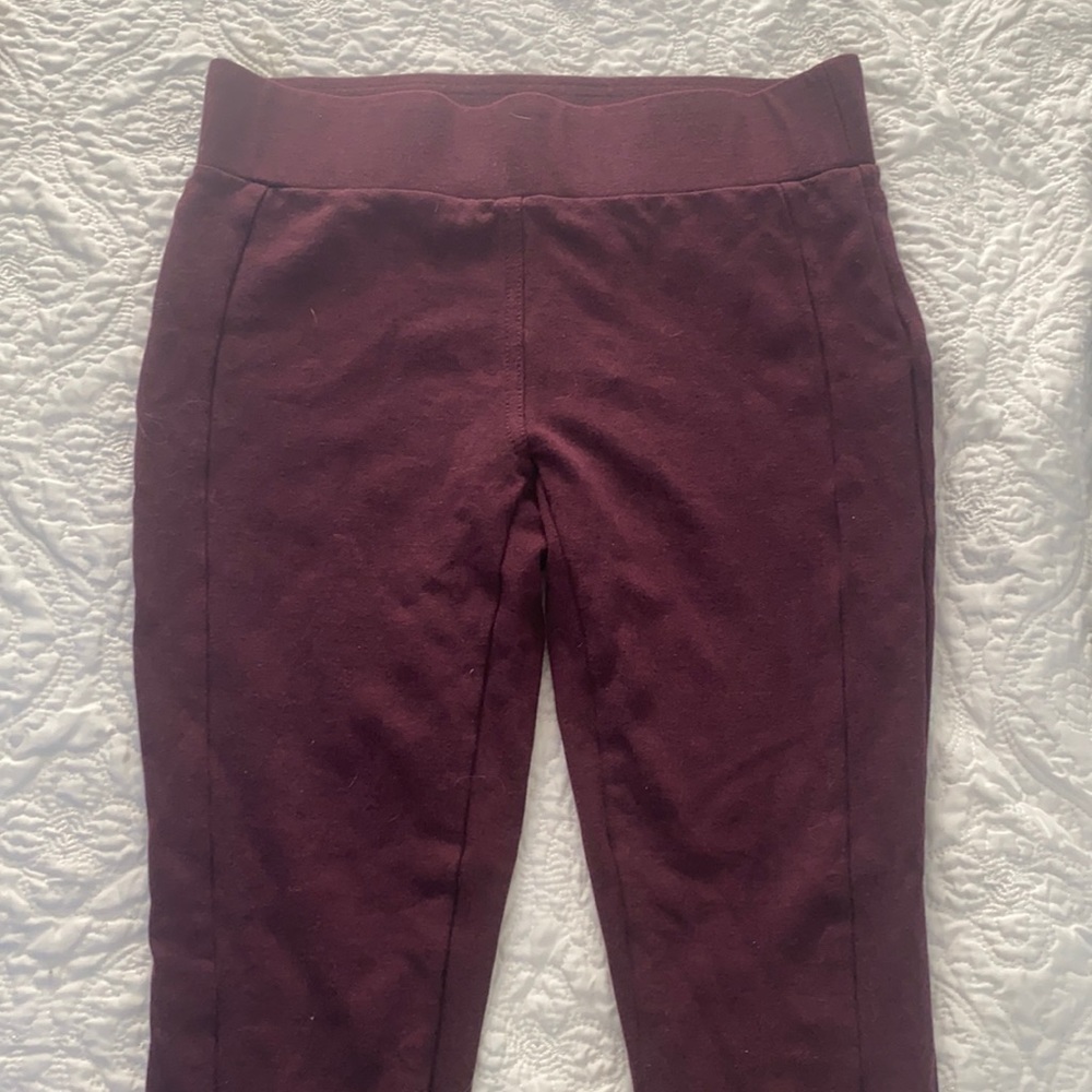 Burgundy leggings